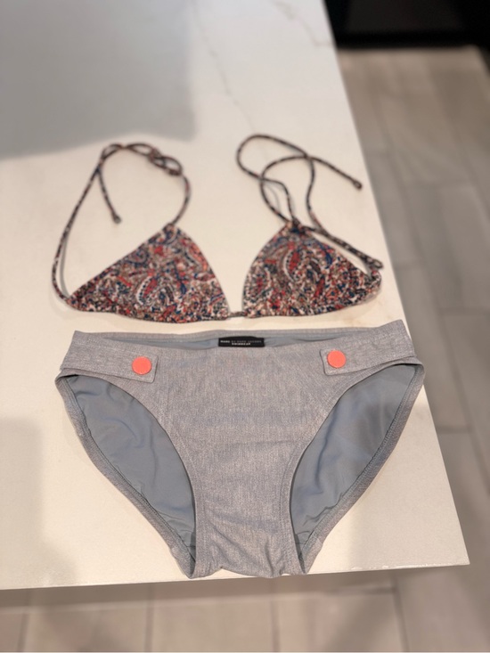 Marc Jacobs Other - Marc Jacobs Paisley Triangle Bikini Top with Light Gray Bottoms